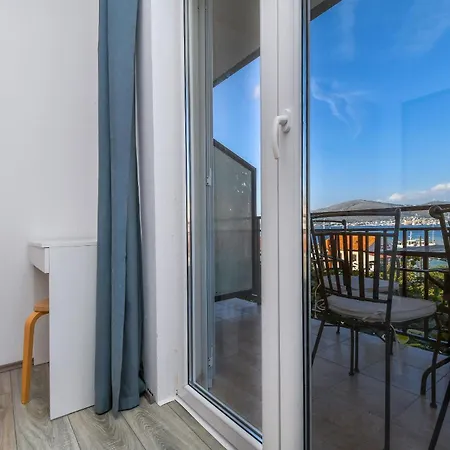 Apartment Mara Apartment Trogir