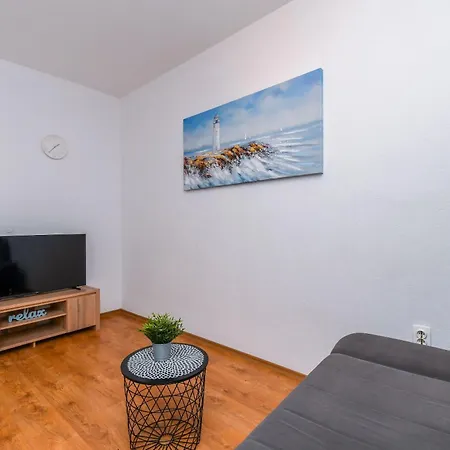 Apartment Apartment Mara Trogir