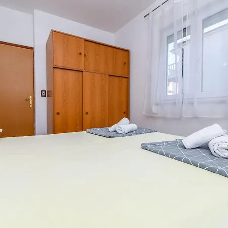 Apartment Mara *