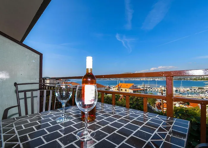 Apartamento Mara Trogir