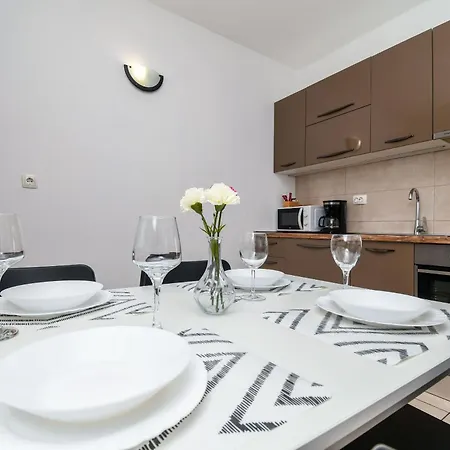 Apartment Mara Апартаменты *