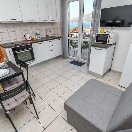 Apartment Mara